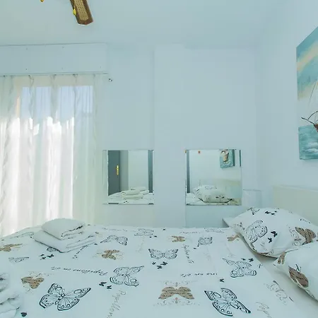 232 Lovely Mar Azul Апартаменты *